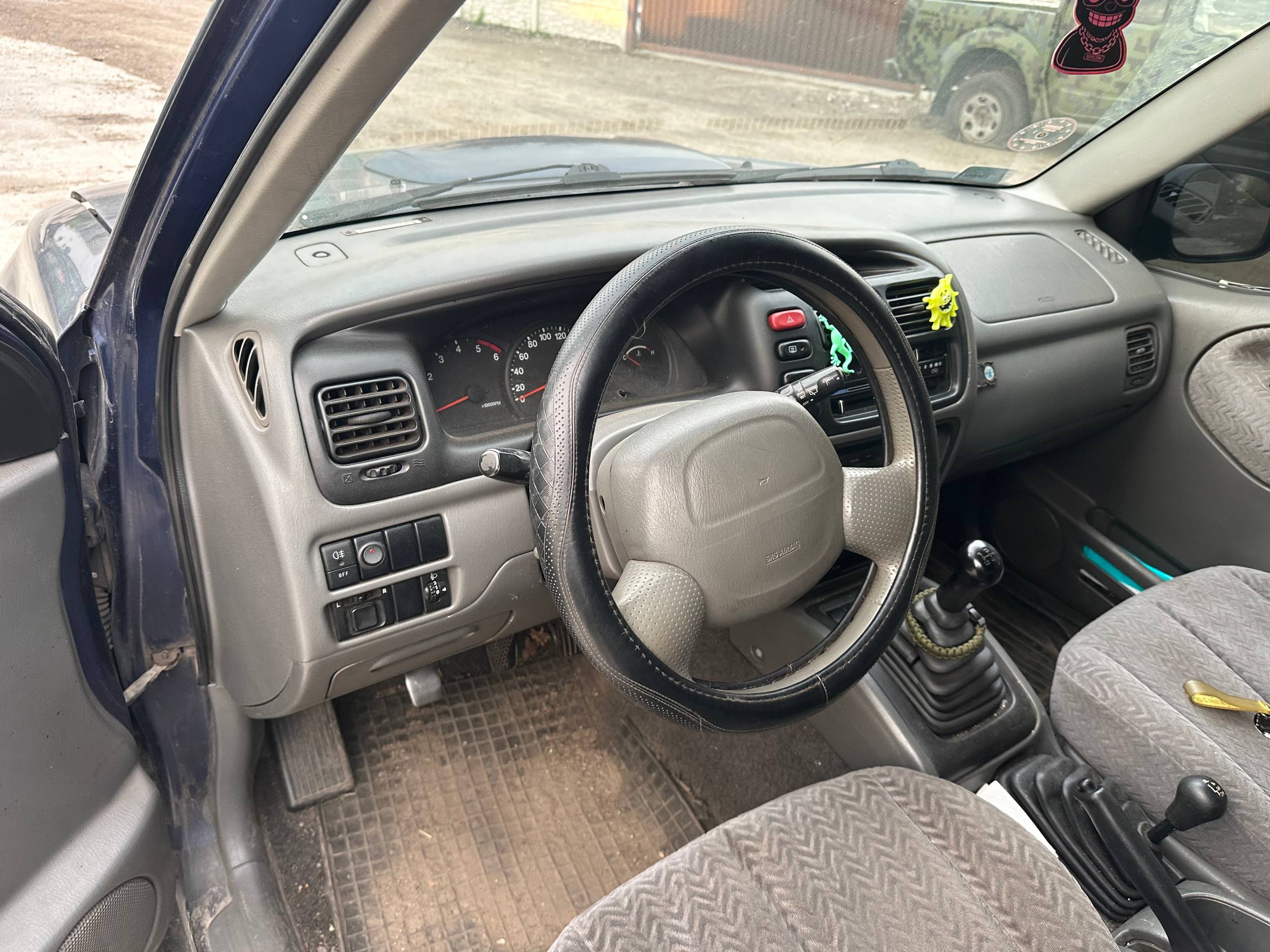 Розбірка SUZUKI GRAND VITARA позашляховик (FT, HT) (1998 - 2005)