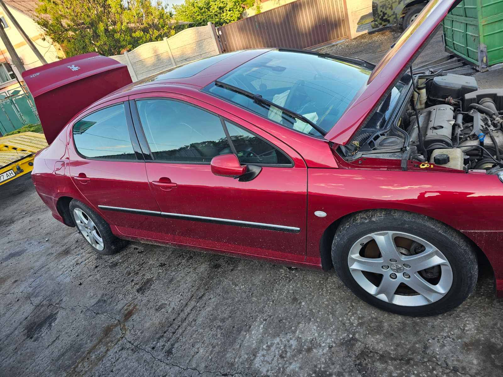 Разборка PEUGEOT 407 седан (6D) (2004 - 2011)