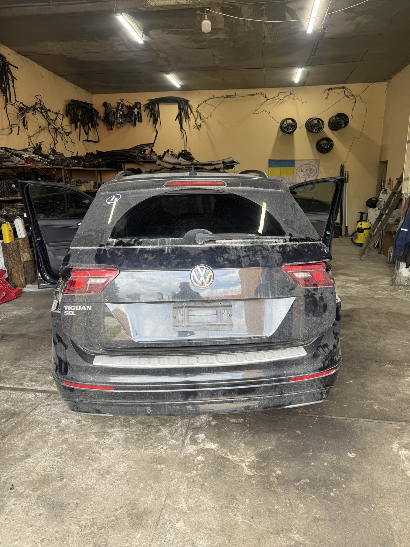 Розбірка VOLKSWAGEN TIGUAN II позашляховик (BW2, BJ2) (2017 - 2025)