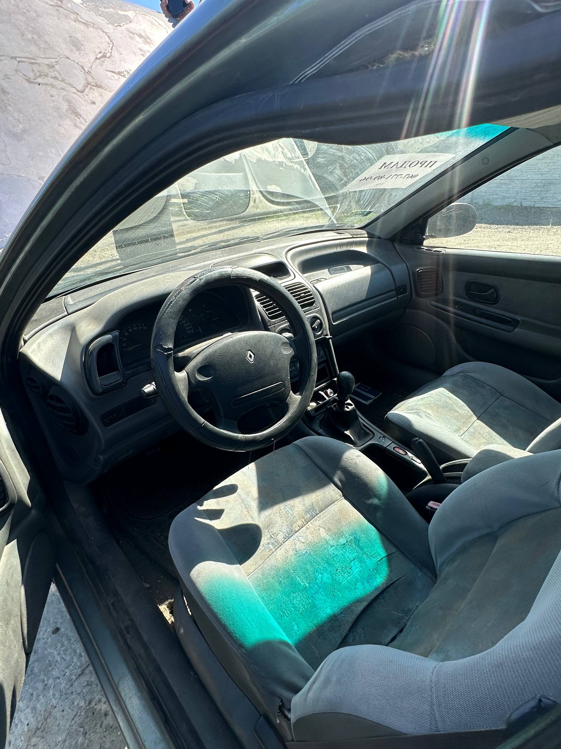 Разборка RENAULT LAGUNA I универсал (K56) (1995 - 2002)