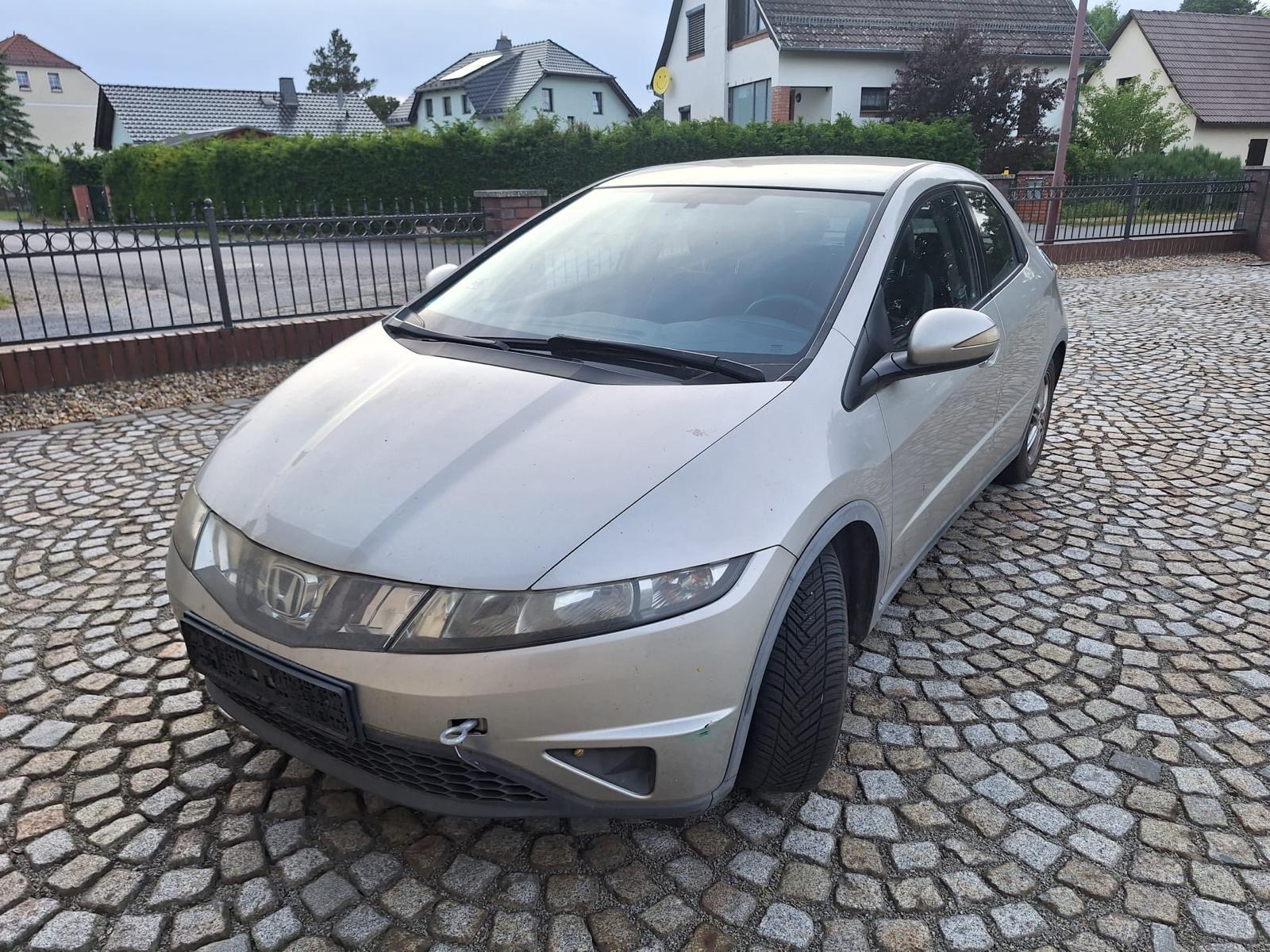 Розбірка HONDA CIVIC VIII хетчбек (FK, FN) (2005 - 2012)