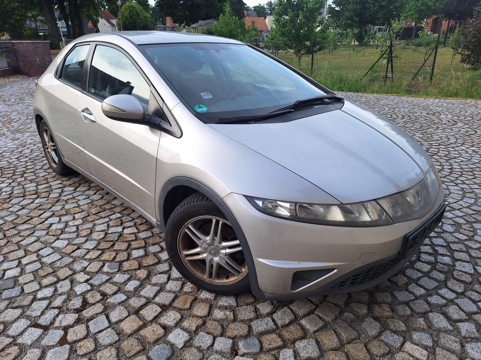 Розбірка HONDA CIVIC VIII хетчбек (FK, FN) (2005 - 2012)