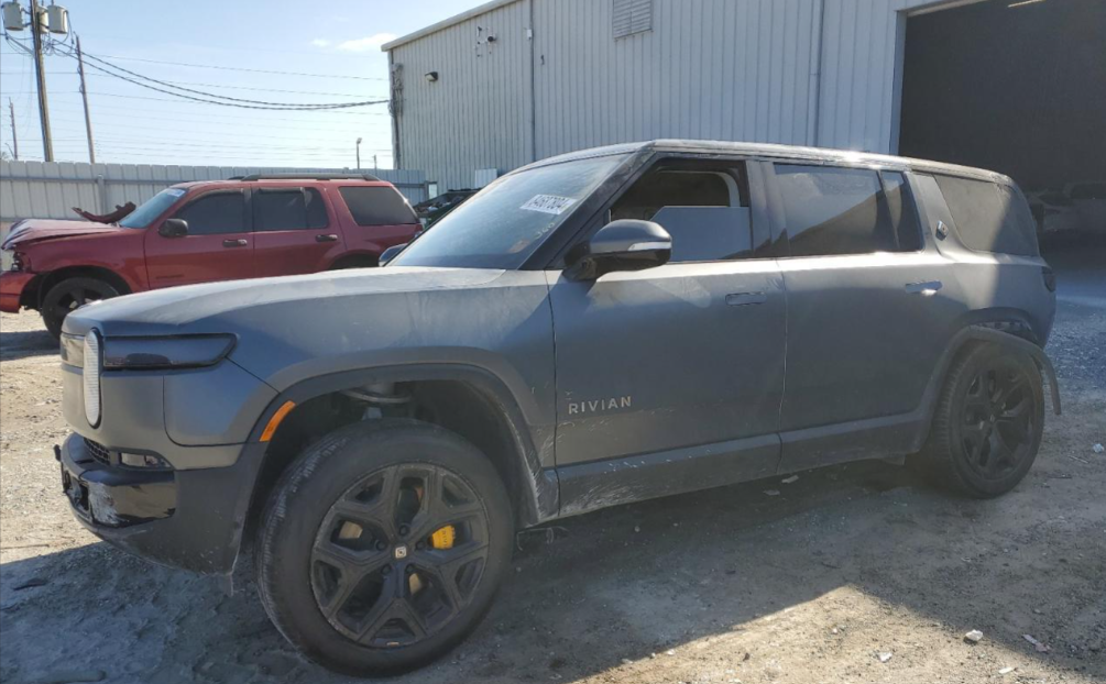 Разборка RIVIAN R1S внедорожник (2022 - 2026)