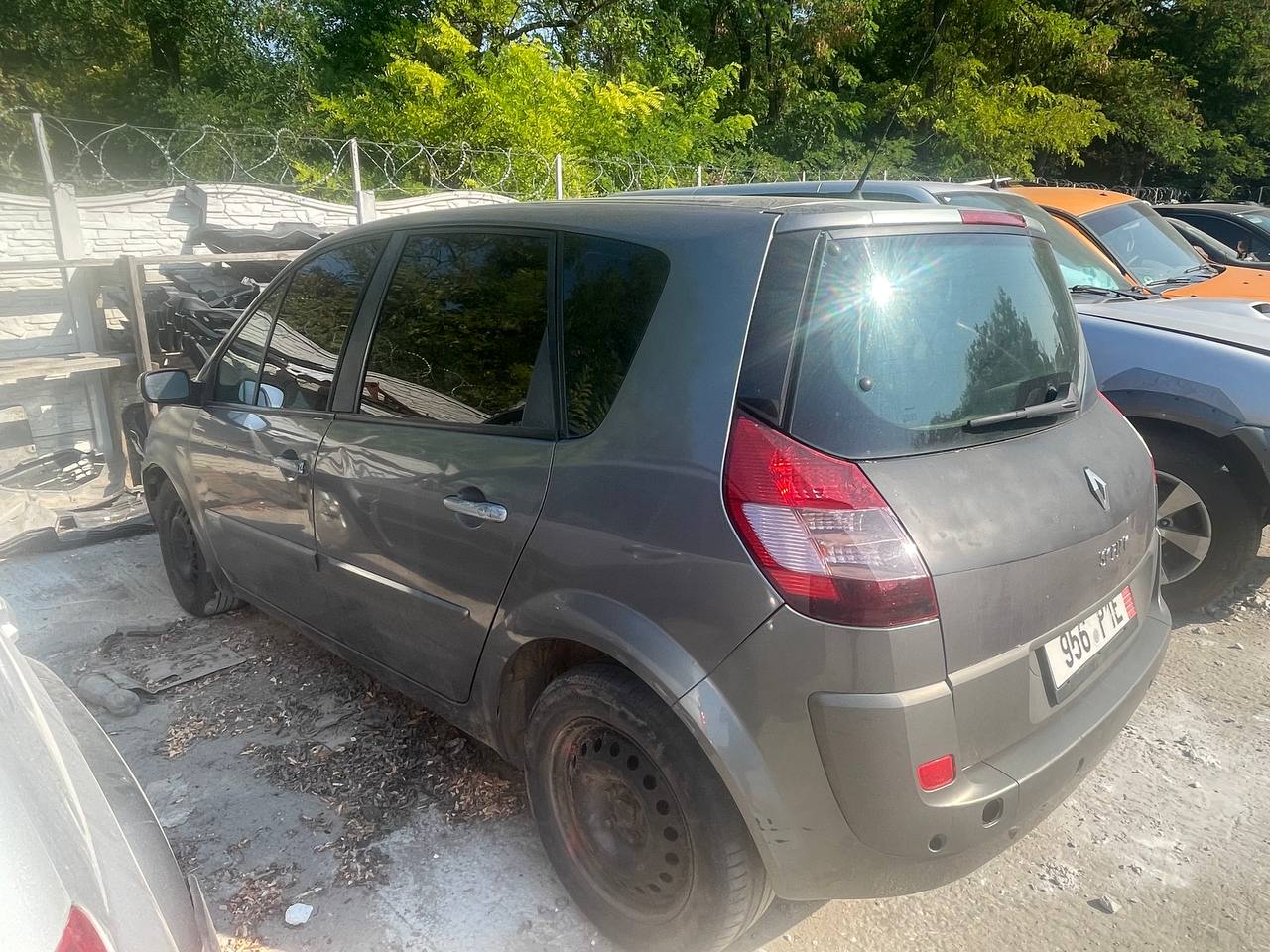 Авторазборка RENAULT SCENIC II минивэн (JM0, JM1) (2003 - 2009)