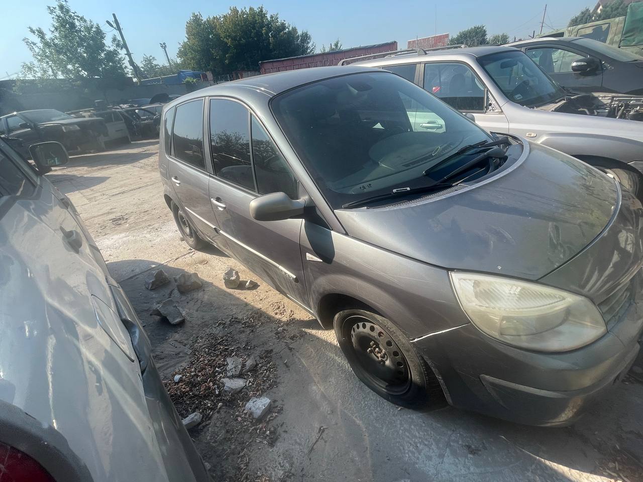 Разборка RENAULT SCENIC II минивэн (JM0, JM1) (2003 - 2009)