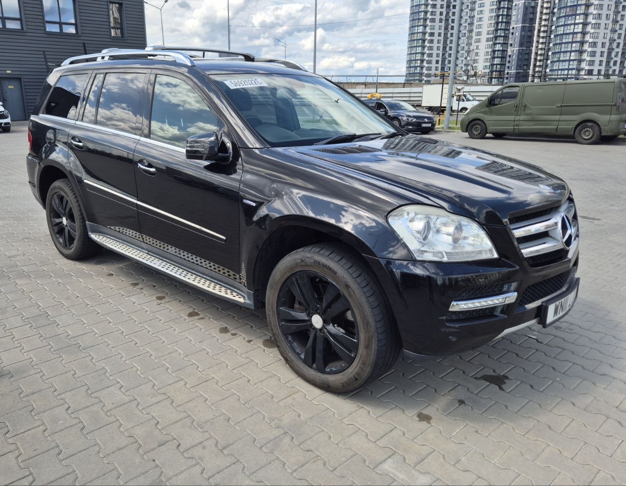 Розбірка MERCEDES GL позашляховик (X164) (2006 - 2012)