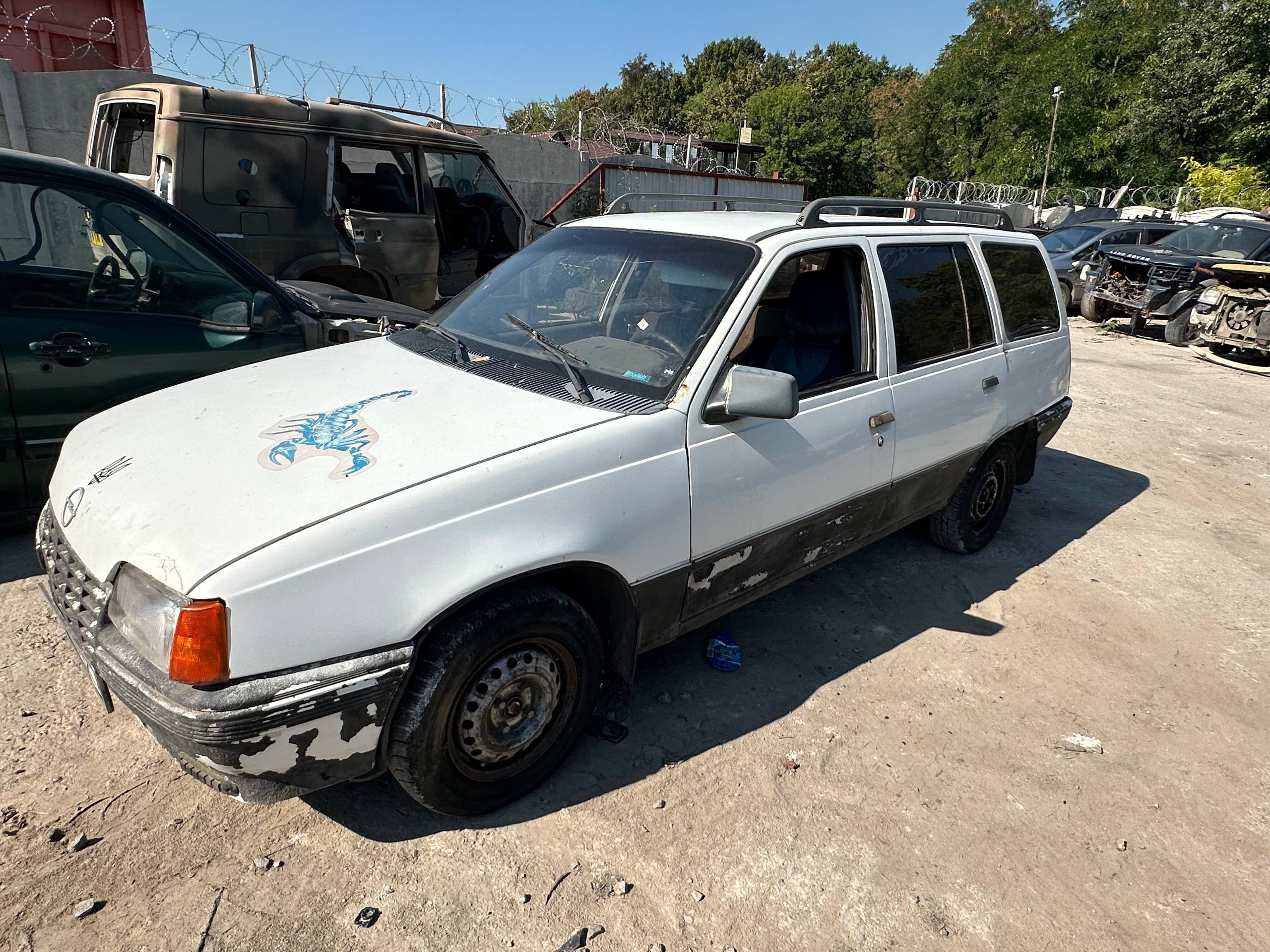 Разборка OPEL KADETT E универсал (35, 36, 45, 46) (1984 - 1991)