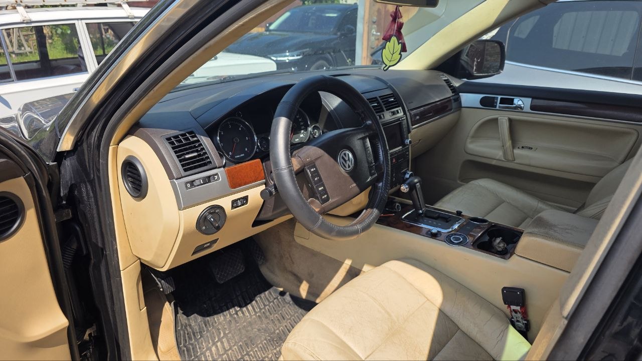 Разборка VOLKSWAGEN TOUAREG внедорожник (7LA, 7L6, 7L7) (2002 - 2013)