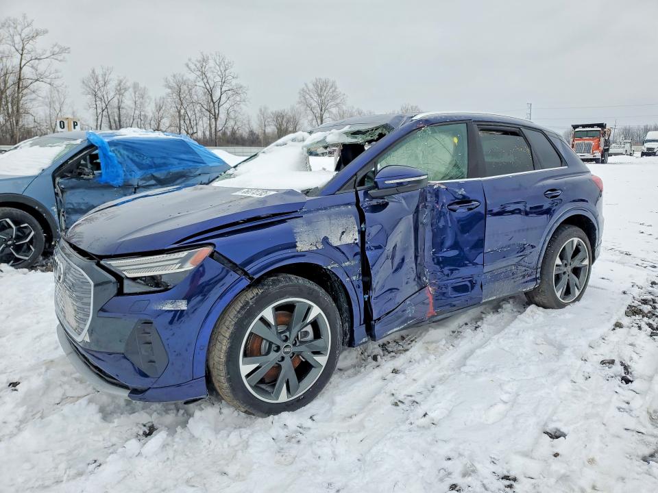 Авторозборка AUDI Q4 позашляховик (F4B) (2021 - 2026)