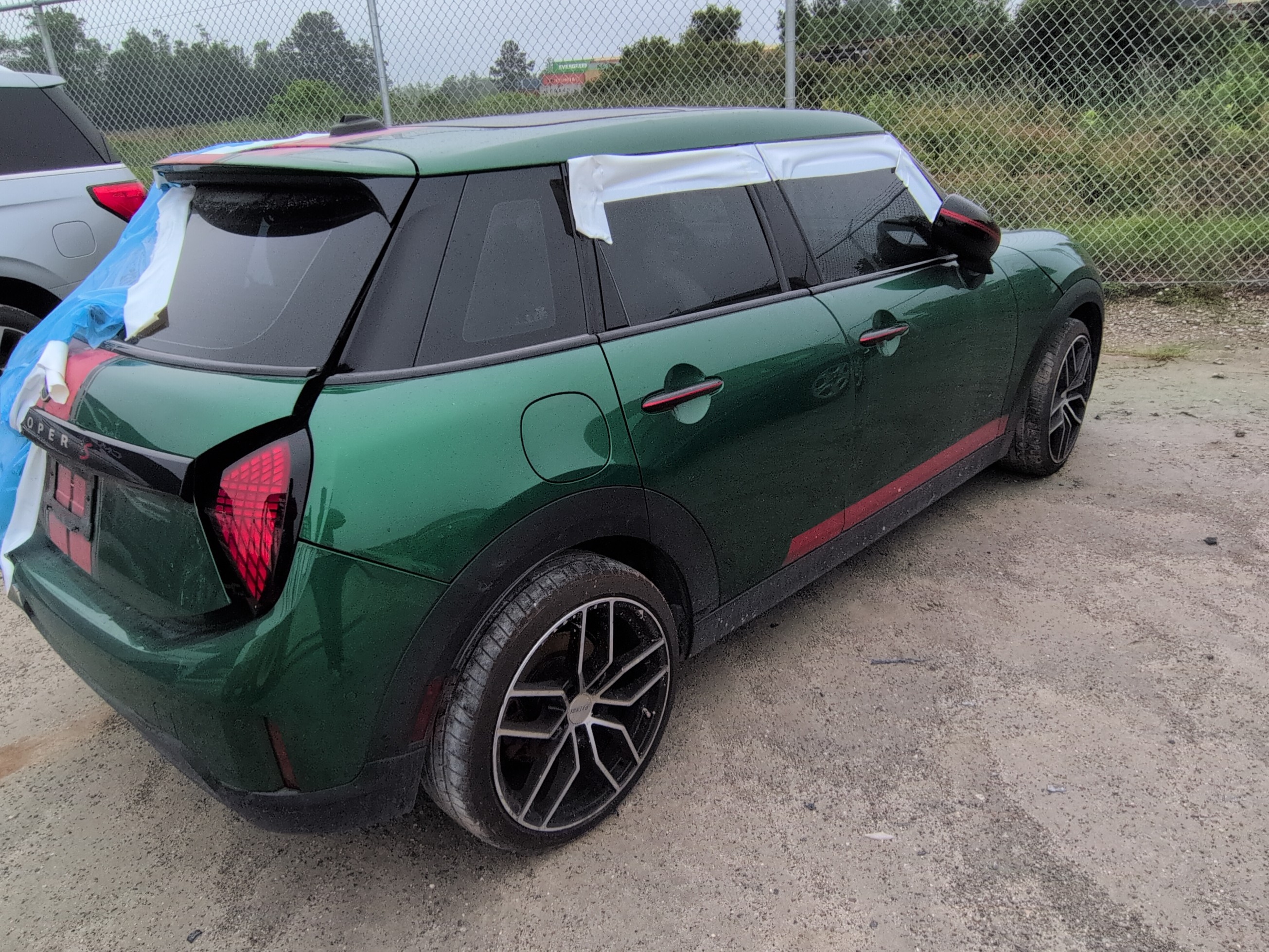 Розбірка MINI COOPER хетчбек (F66 F65  ) (2024 - 2026)
