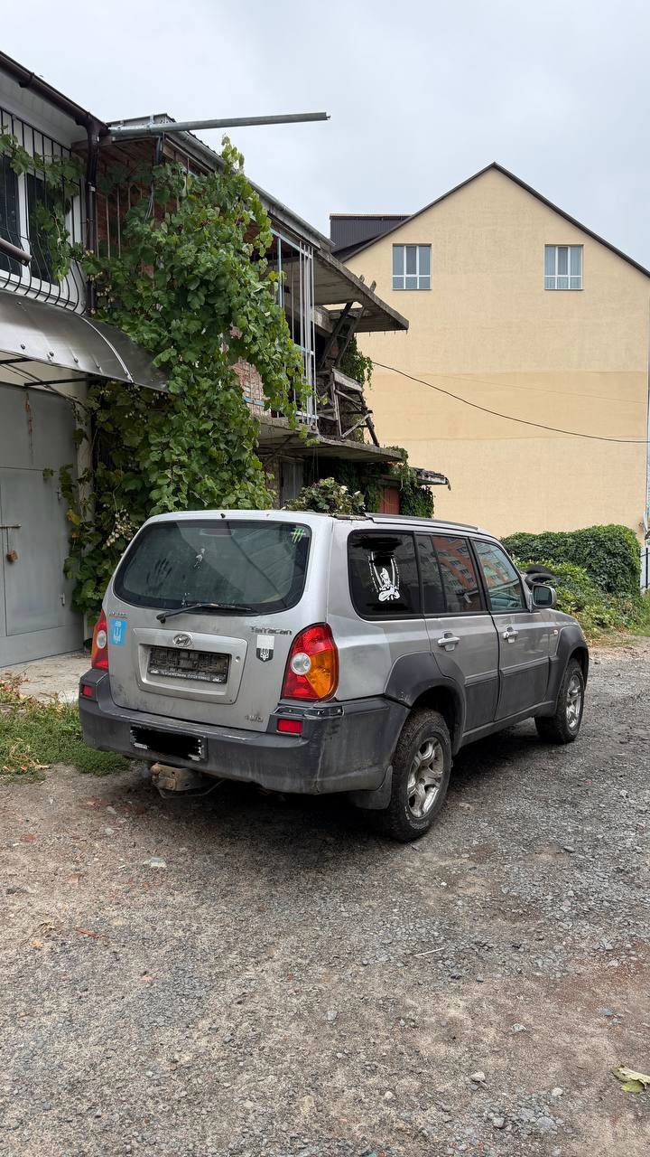 Авторозборка HYUNDAI TERRACAN позашляховик (HP) (2001 - 2006)