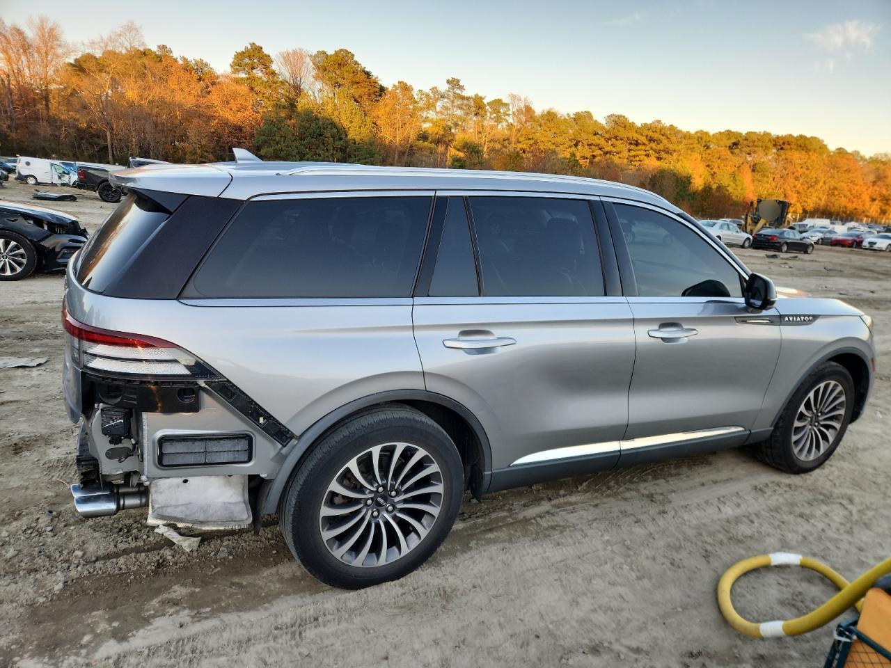 Авторозборка LINCOLN AVIATOR позашляховик (2019 - 2026)