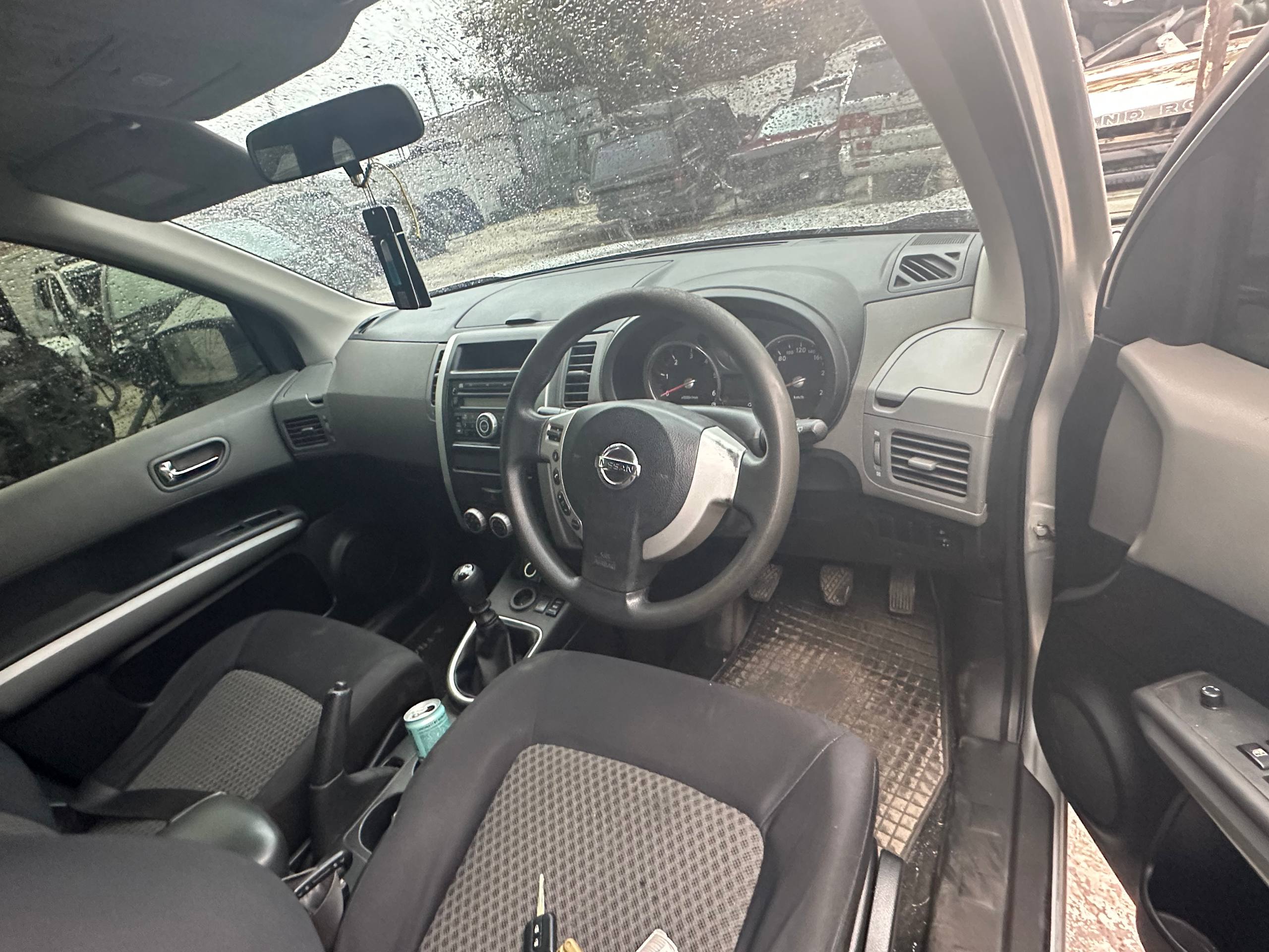 Розбірка NISSAN X-TRAIL позашляховик (T31) (2007 - 2014)