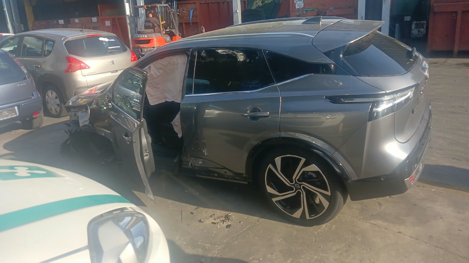 Розбірка NISSAN QASHQAI III позашляховик (J12) (2021 - 2026)