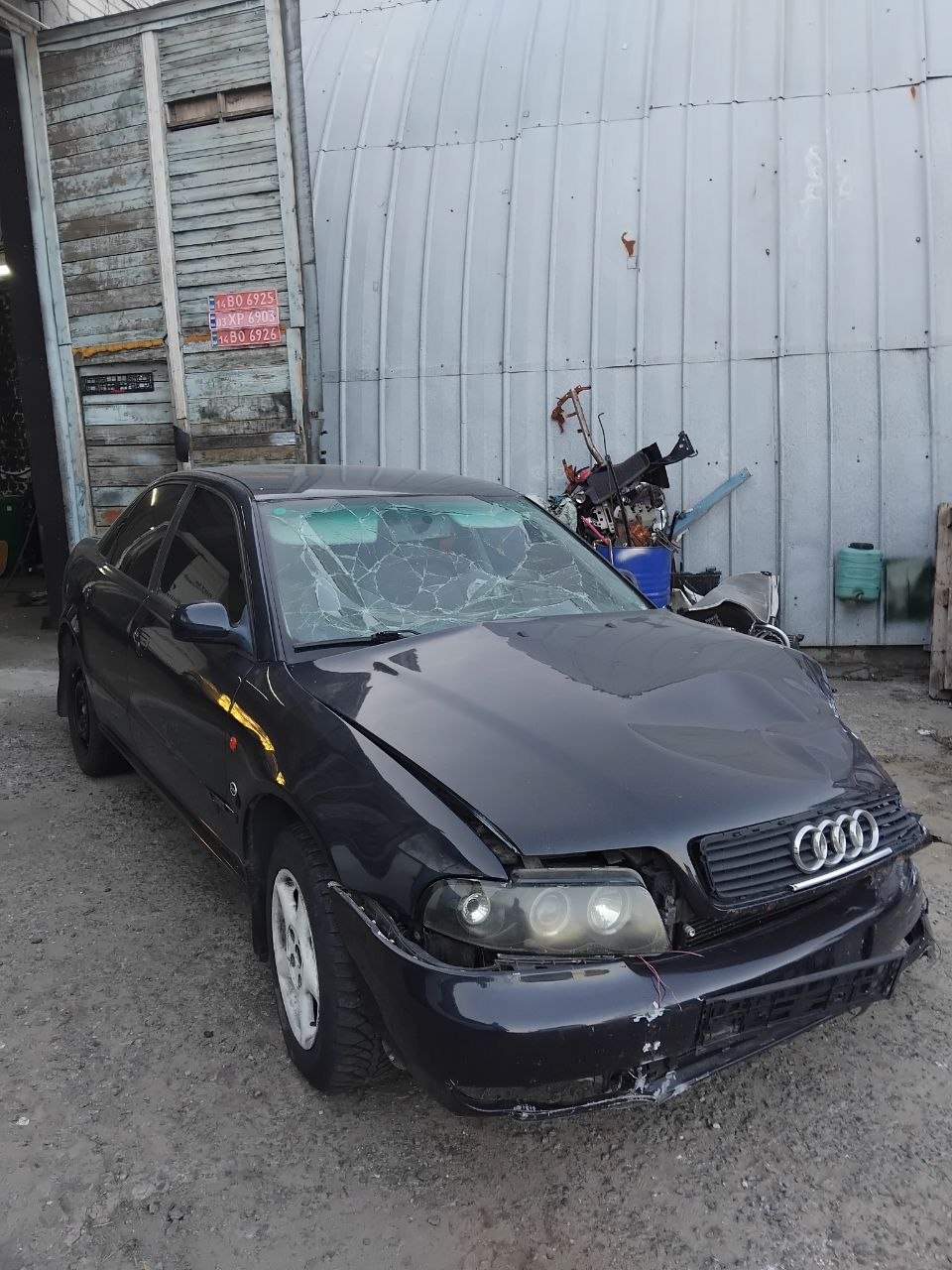 Розбірка AUDI A4 B5 седан (8D2) (1994 - 2001)