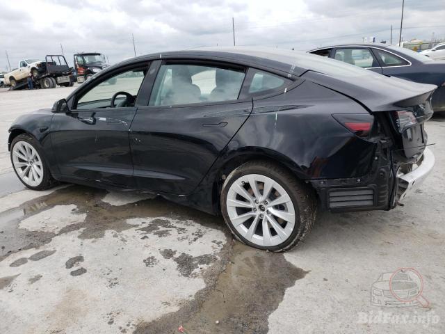 Розбірка TESLA MODEL 3 седан (5YJ3) (2016 - 2026)