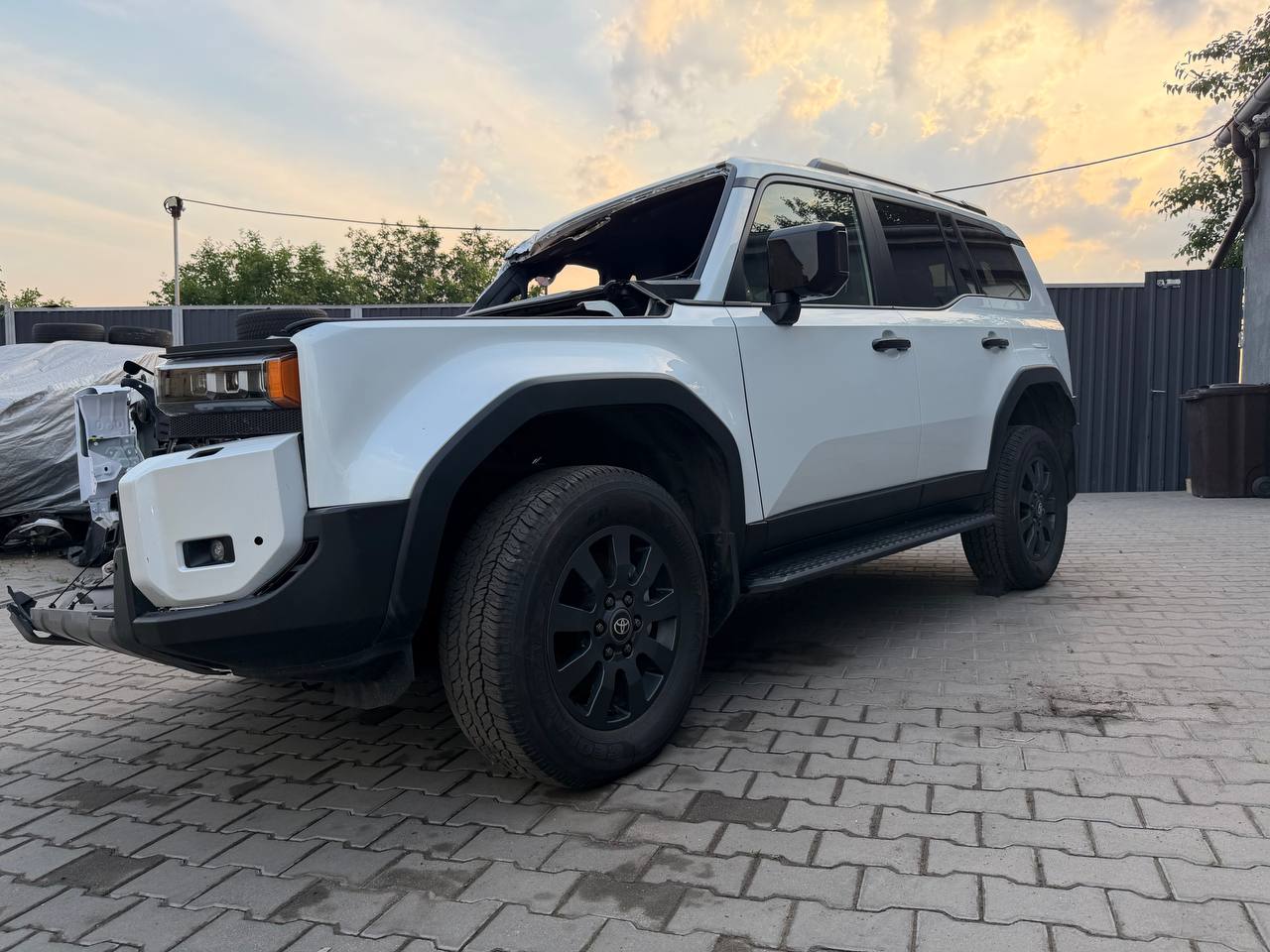 Авторозборка TOYOTA LAND CRUISER позашляховик (J25) (2023 - 2026)
