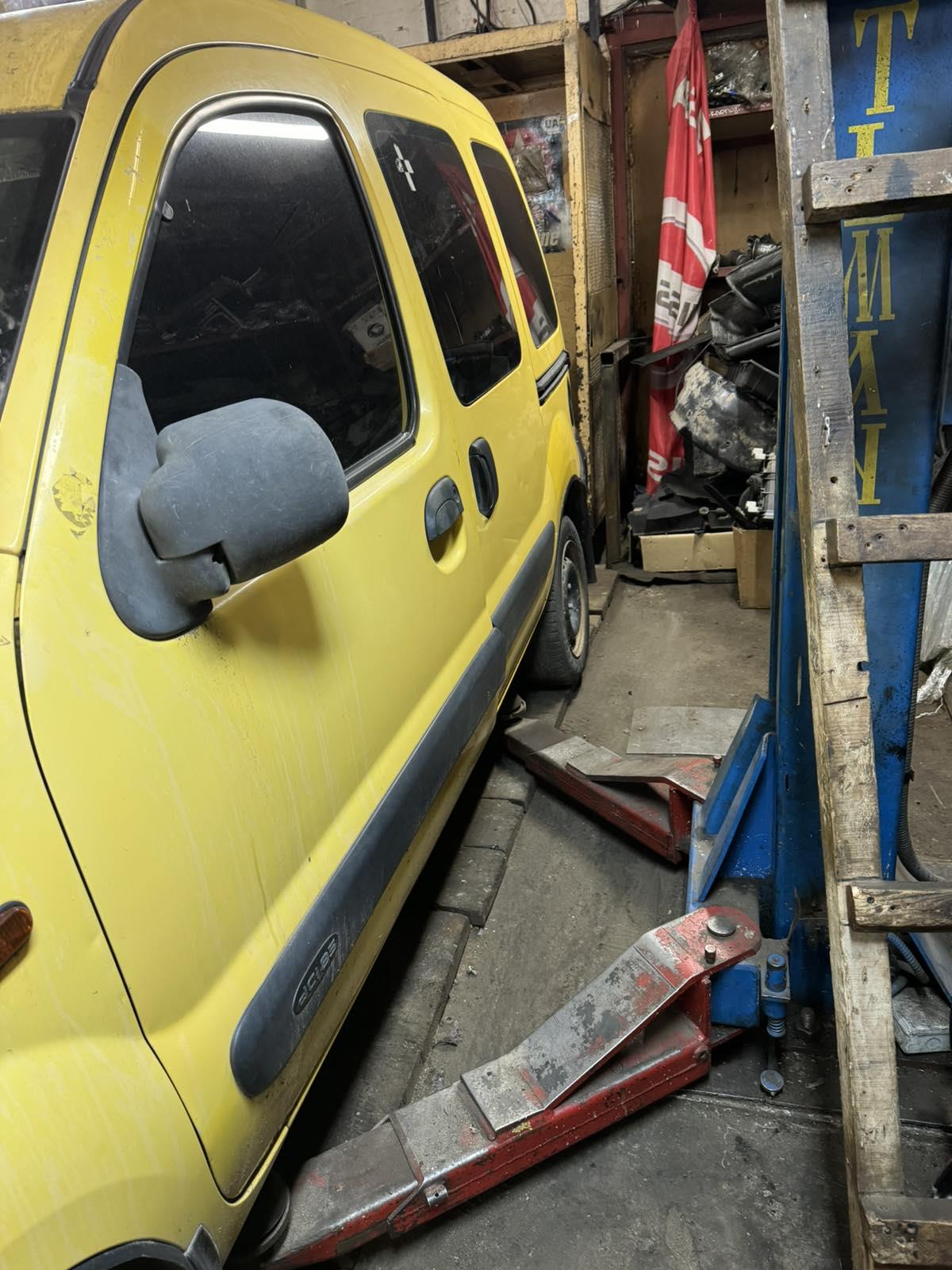 Разборка RENAULT KANGOO I минивэн (KC0, KC1) (1998 - 2008)