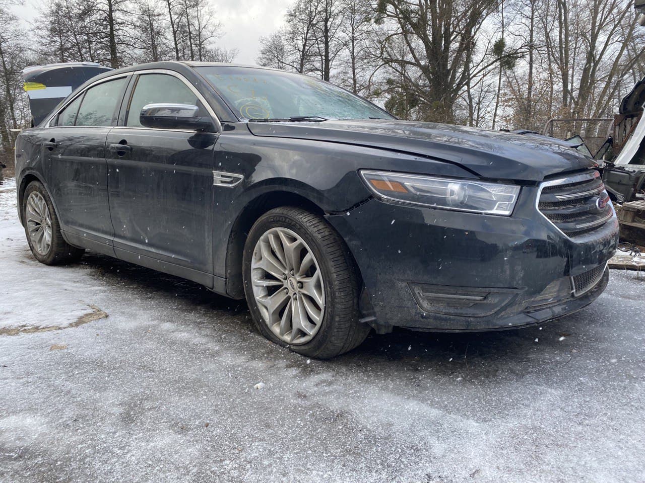 Разборка FORD TAURUS седан (08 - ) (2008 - 2026)